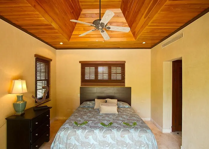 Jet Luxury At Langosta & Villa