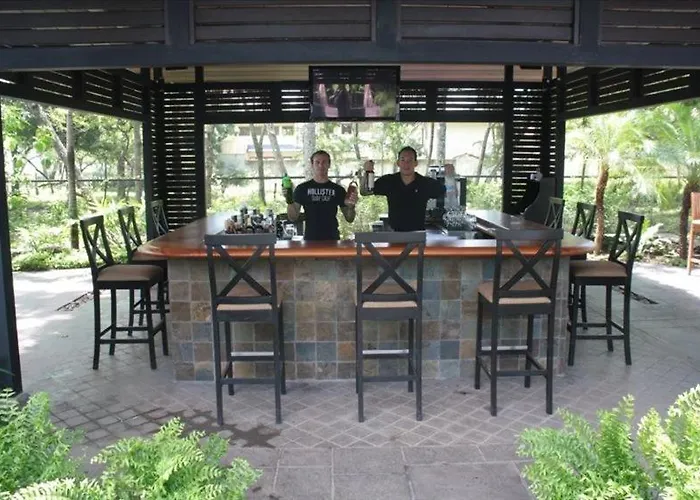 Jet Luxury At Langosta & Villa