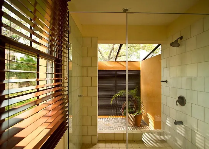 Jet Luxury At Langosta & Villa *